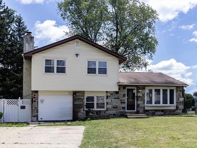 109 Surrey Rd, Voorhees, NJ, 08043