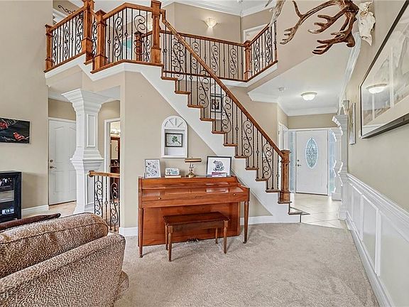 4th image of 1101 Pebble Beach Dr