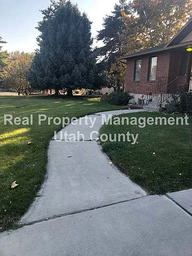1639 N 1200th St E Photo 1