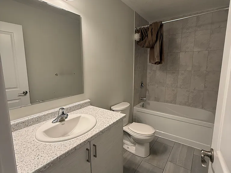 25 Isherwood Ave #45 — Photo 17