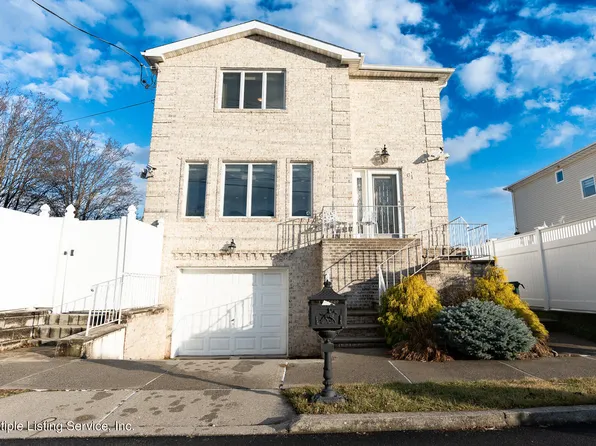61 Farraday St, Staten Island, NY 10314