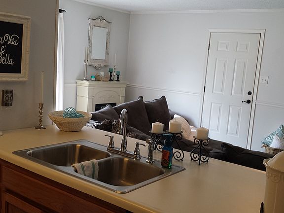3rd image of 7100 Terry Dr
