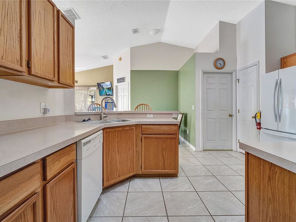 1st image of 17433R Silver Creek Ct