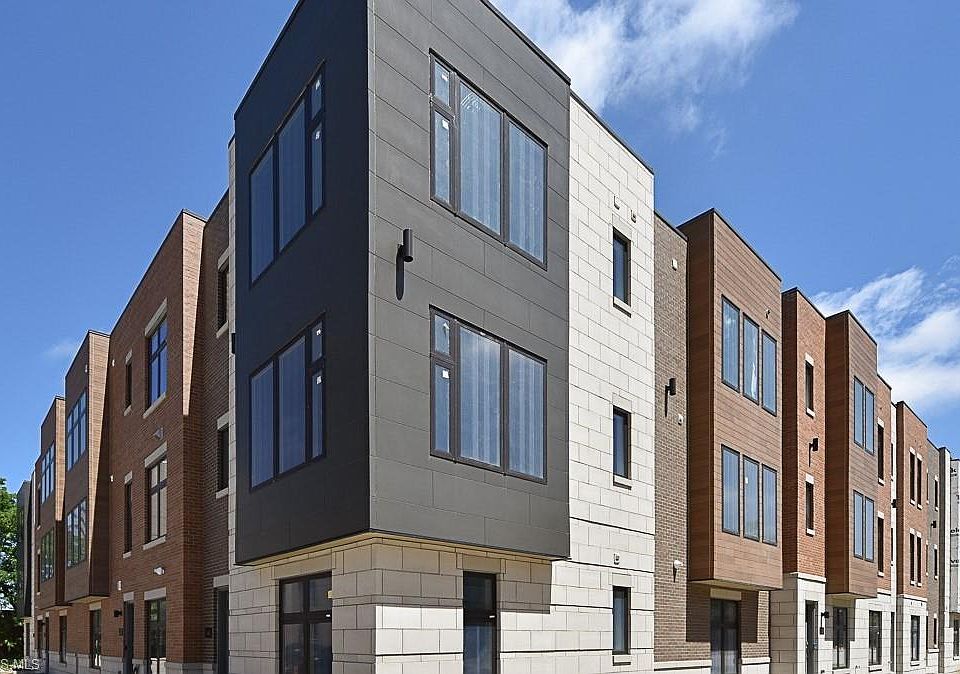 1st image of 1446 E 14th St #3
