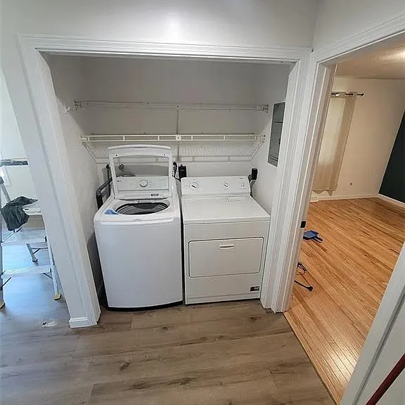 191 Shand Ave — Photo 5