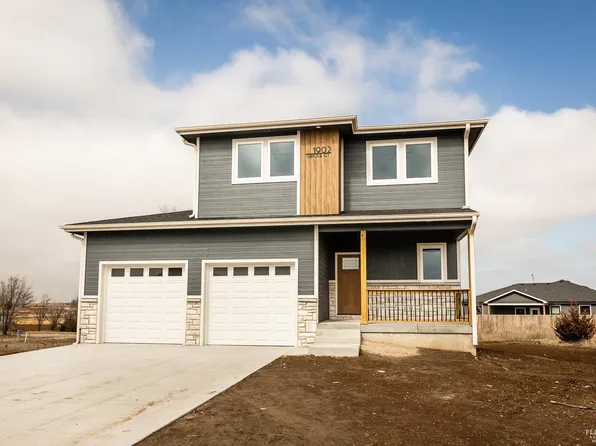 1902 Oriole Ct, Junction City, KS 66441