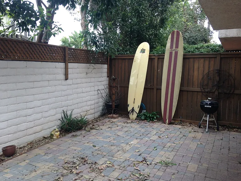 20812 Beach Blvd — Photo 24