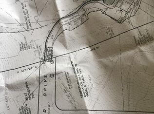 9 Edgewood Dr, Holmdel, NJ 07733