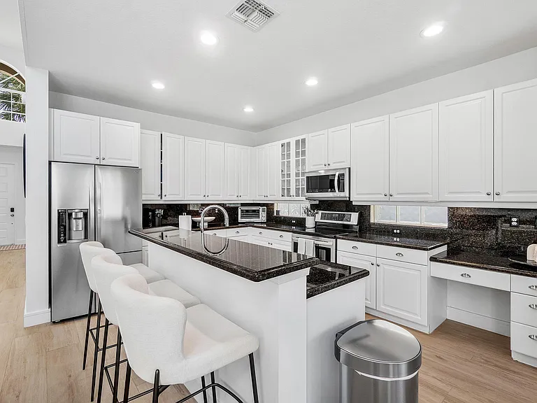 7766 Monarch Ct — Photo 12