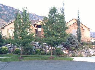 334 W Millcreek Cir, Pleasant Grove, UT 84062