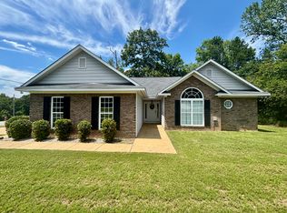 2 Cypress Ct, Phenix City, AL 36869