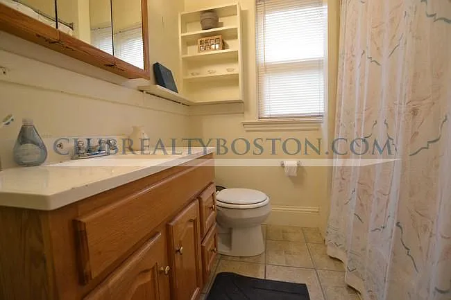 209 Chestnut Hill Ave #1 — Photo 5