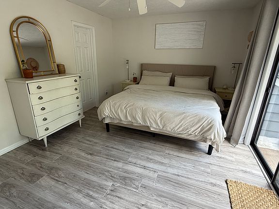 3rd image of 10163 Creekside Dr SE APT 4
