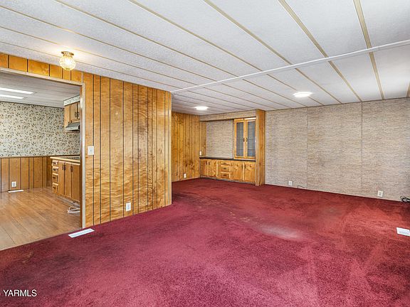 4th image of 802 N 40th Ave Unit 54