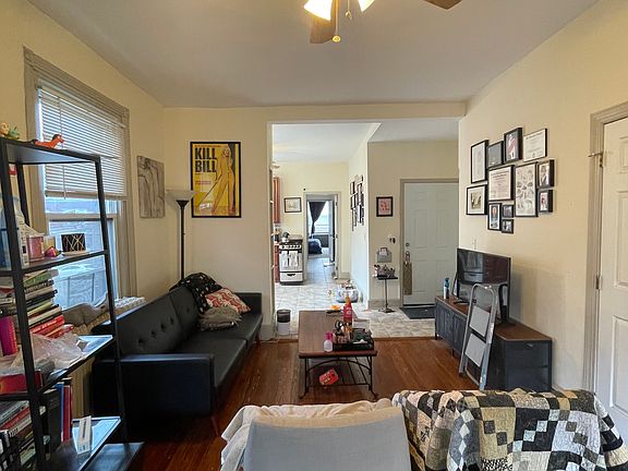 3rd image of 824 S 51st St #B
