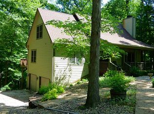 8186 S Bayview Ct, Trafalgar, IN 46181