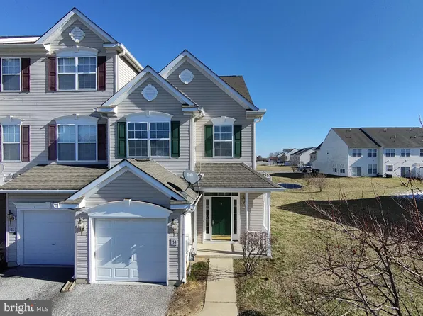 14 Harrowgate Dr, Smyrna, DE 19977