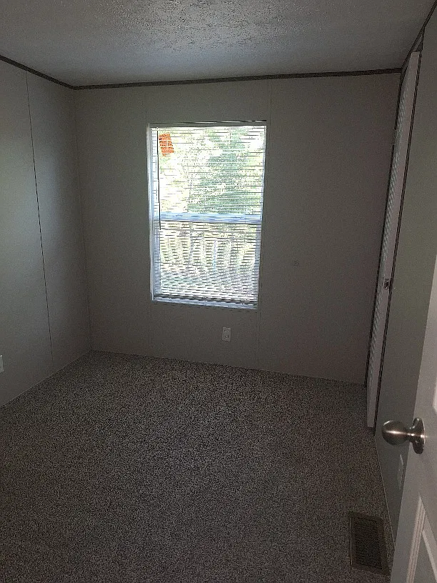 3 bed, 1120 sqft, $1,099 — Photo 1