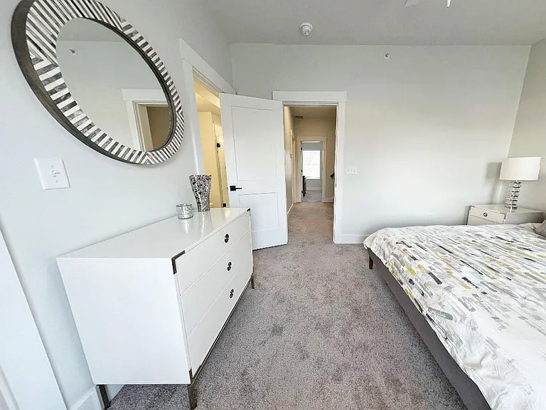 Pearl Street Townhomes — Photo 13