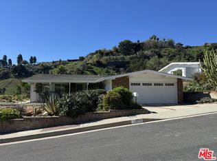 1271 El Hito Cir, Pacific Palisades, CA 90272
