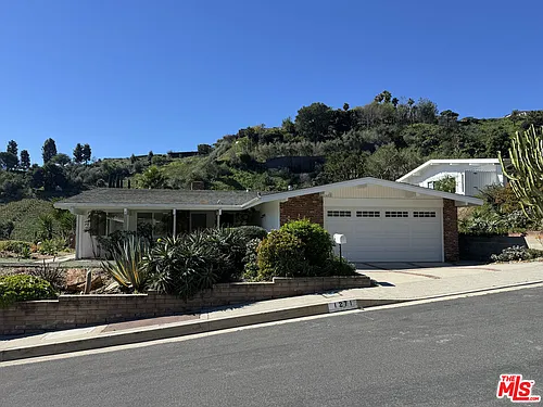 1271 El Hito Cir Photo 1