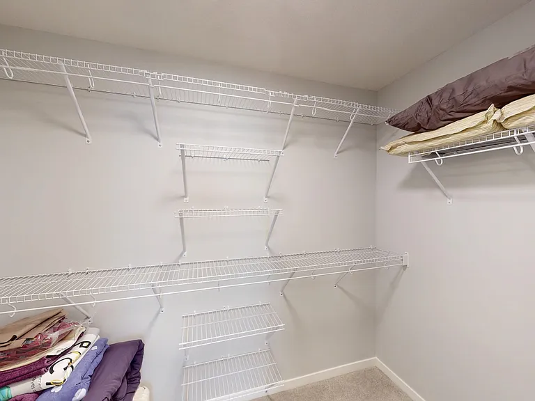 216 Carrington Cres NW — Photo 14