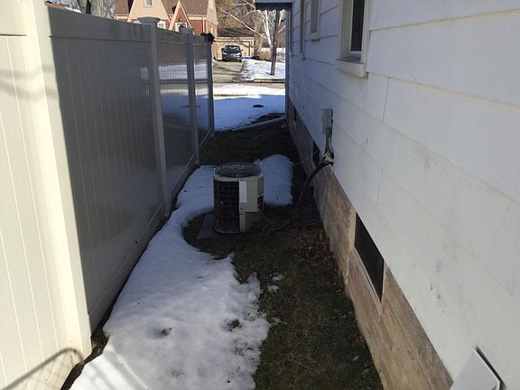 4th image of 633 North Dr