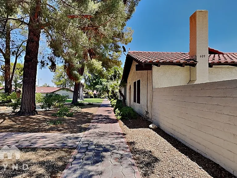 609 Spyglass Ln — Photo 19