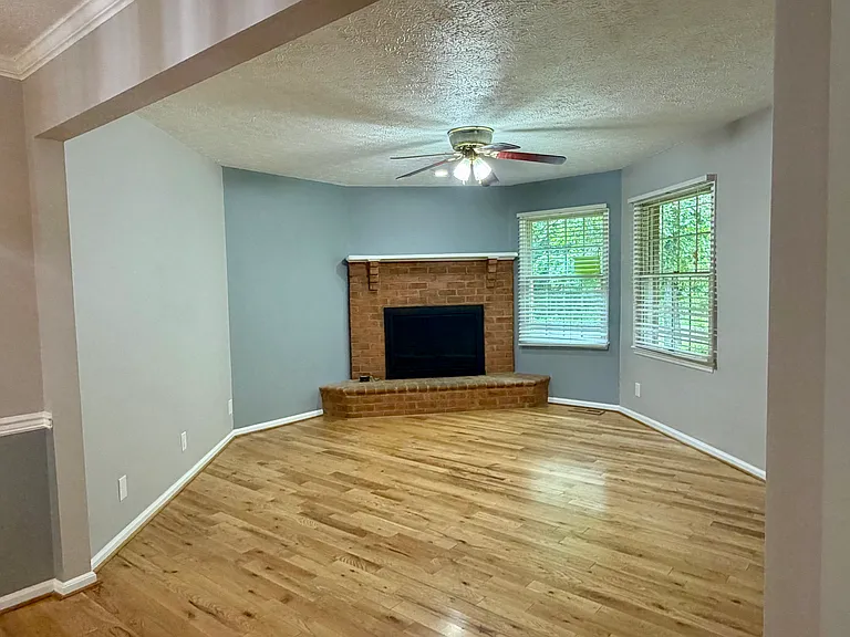 175 Highland Cir — Photo 15