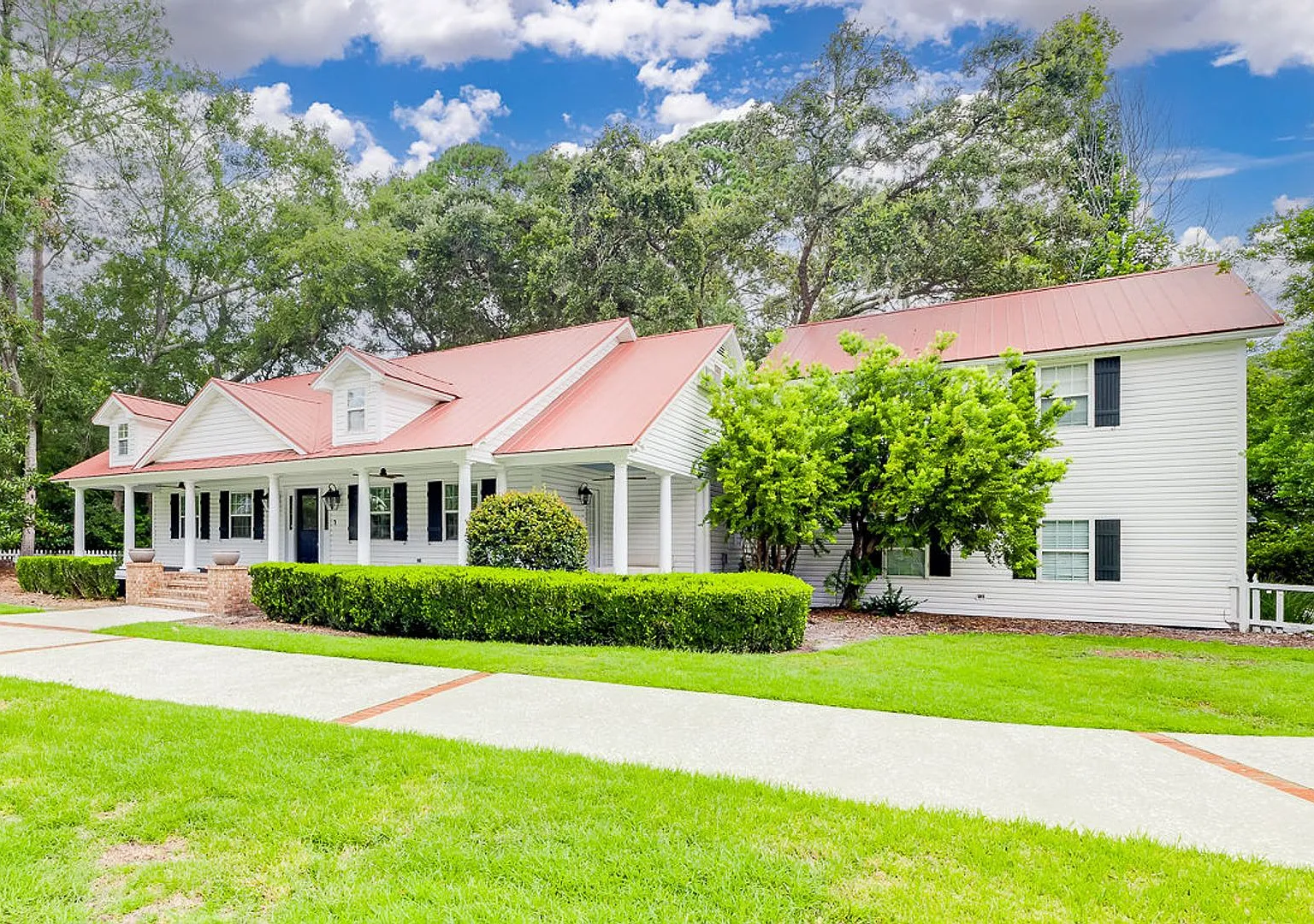 Wymberly Estate Isle of Hope 4 bed 4 bath for rent — Photo 3