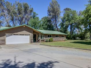 7242 Loftus Rd, Redding, CA 96002