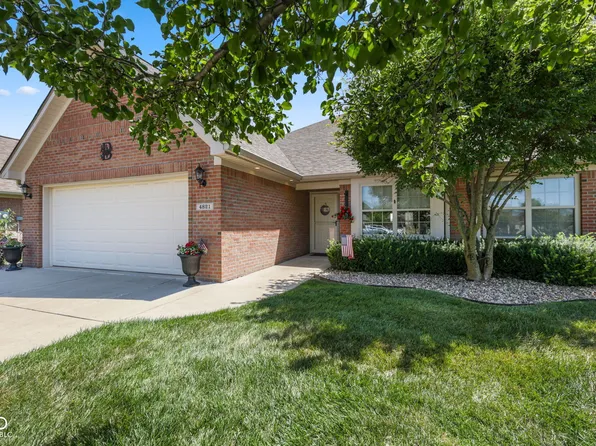 4821 W Harrisburg Ct, New Palestine, IN 46163