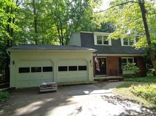 3612 Windsor Ct, Midland, MI