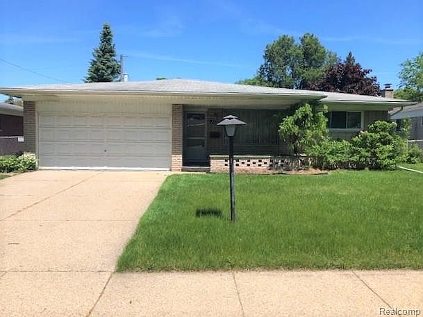 1st image of 2519 Agustina Dr