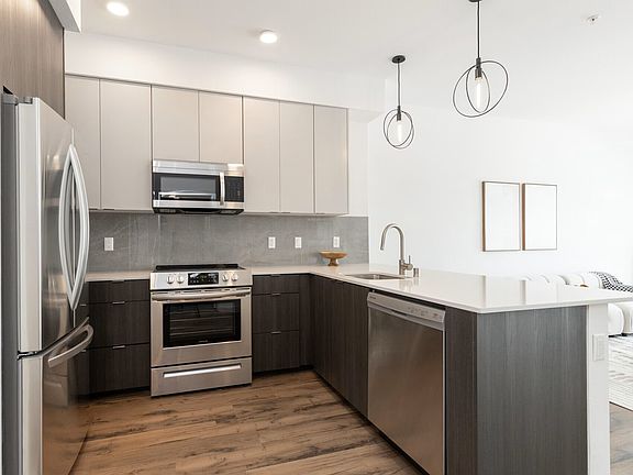 5th image of 1855 Westwood Blvd #312