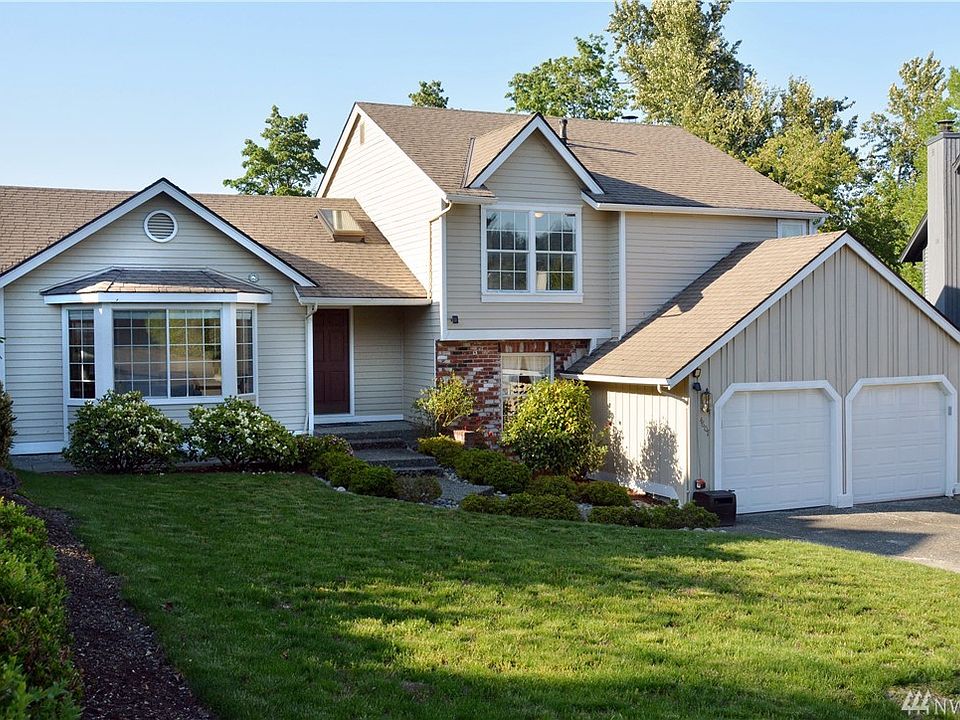1st image of 4607 163rd Ct SE