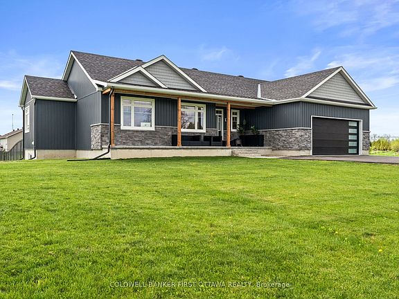 3rd image of 1027 Matheson Dr