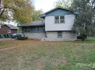 6806 Drew Ave N, Brooklyn Center, MN 55429