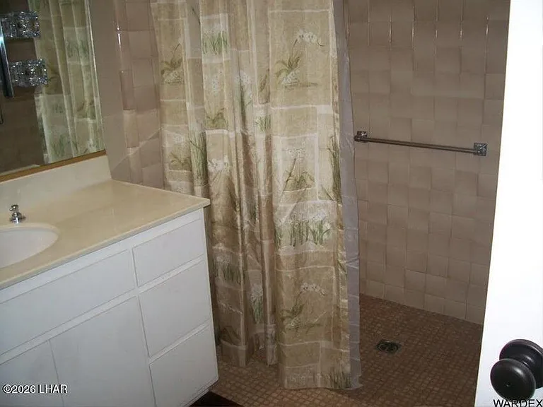 1402 McCulloch Blvd N #9 — Photo 9