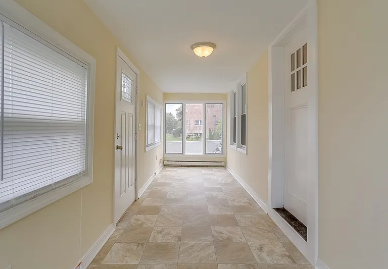 18 Peck St — Photo 14