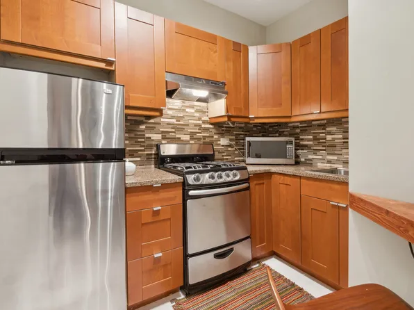 257 Central Park West image 3 of 6