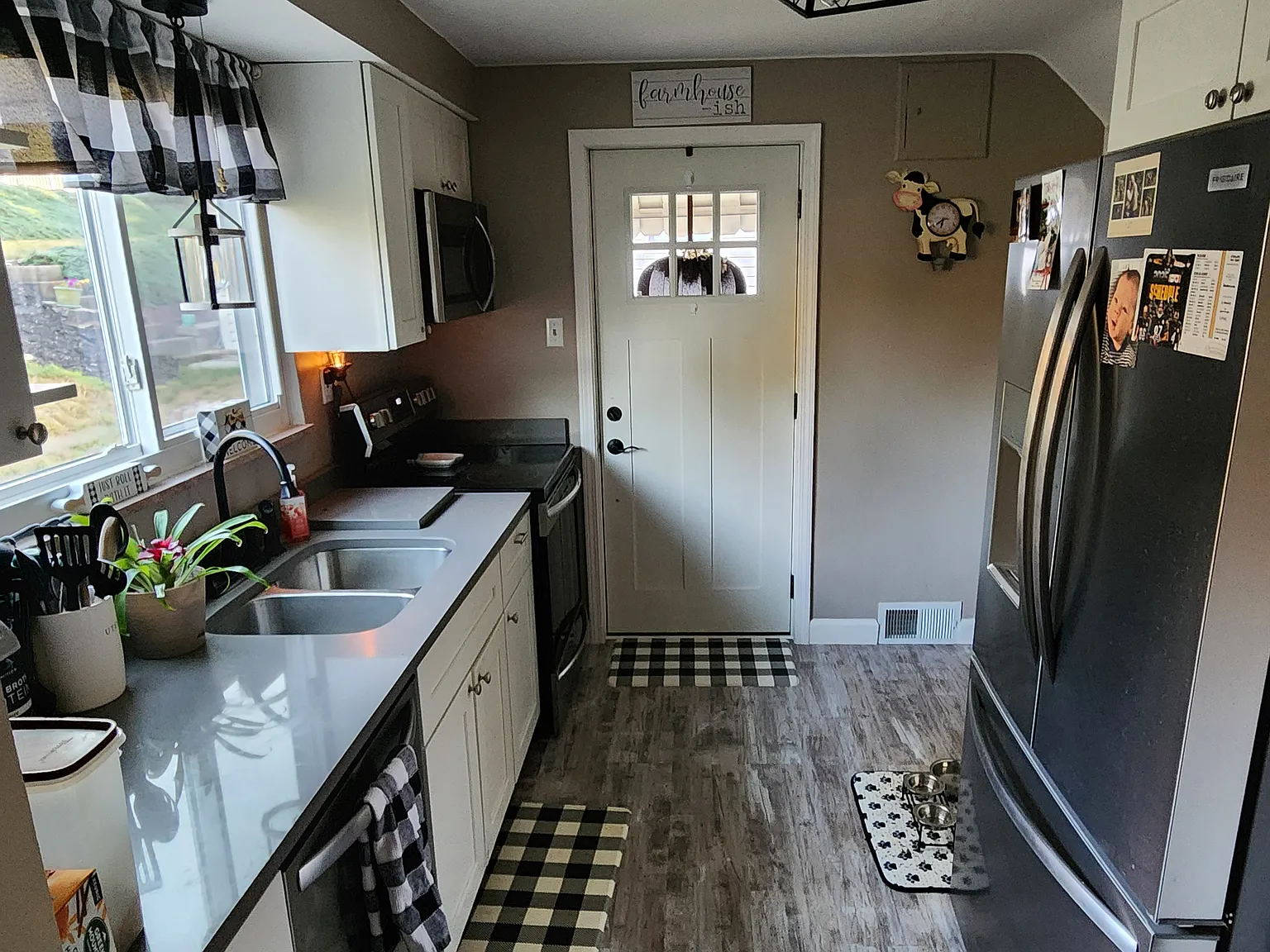 2 bed, 1000 sqft, $1,600 — Photo 3