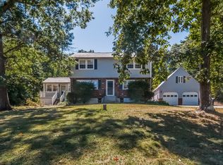 16 Barkland Dr, Derry, NH 03038