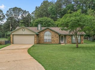208 Boutte Cir, Shreveport, LA 71107