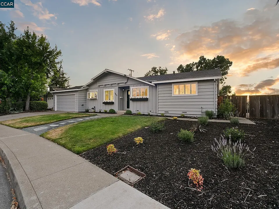 1842 Woodsdale Ct