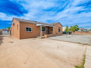 2428 Floral Rd NW, Albuquerque, NM 87104