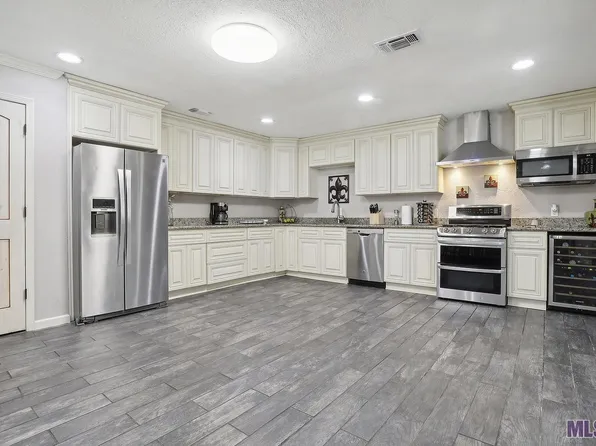 10732 Carmel Dr, Baton Rouge, LA 70818