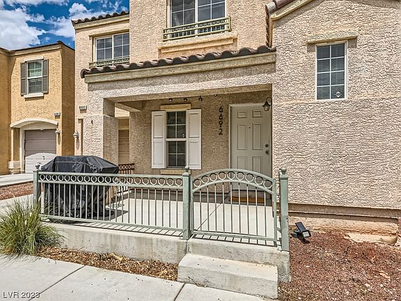 3rd image of 6692 Dunraven Ave