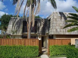 504 Live Oak Ln, Boynton Beach, FL 33436