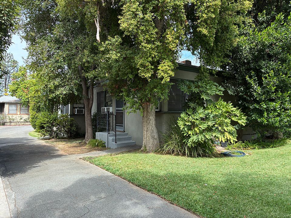 1st image of 129 Marion Ave #129